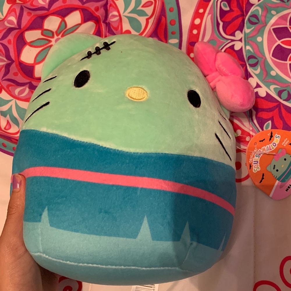 Squishmallows Hello Kitty Halloween Frankenstein NWT